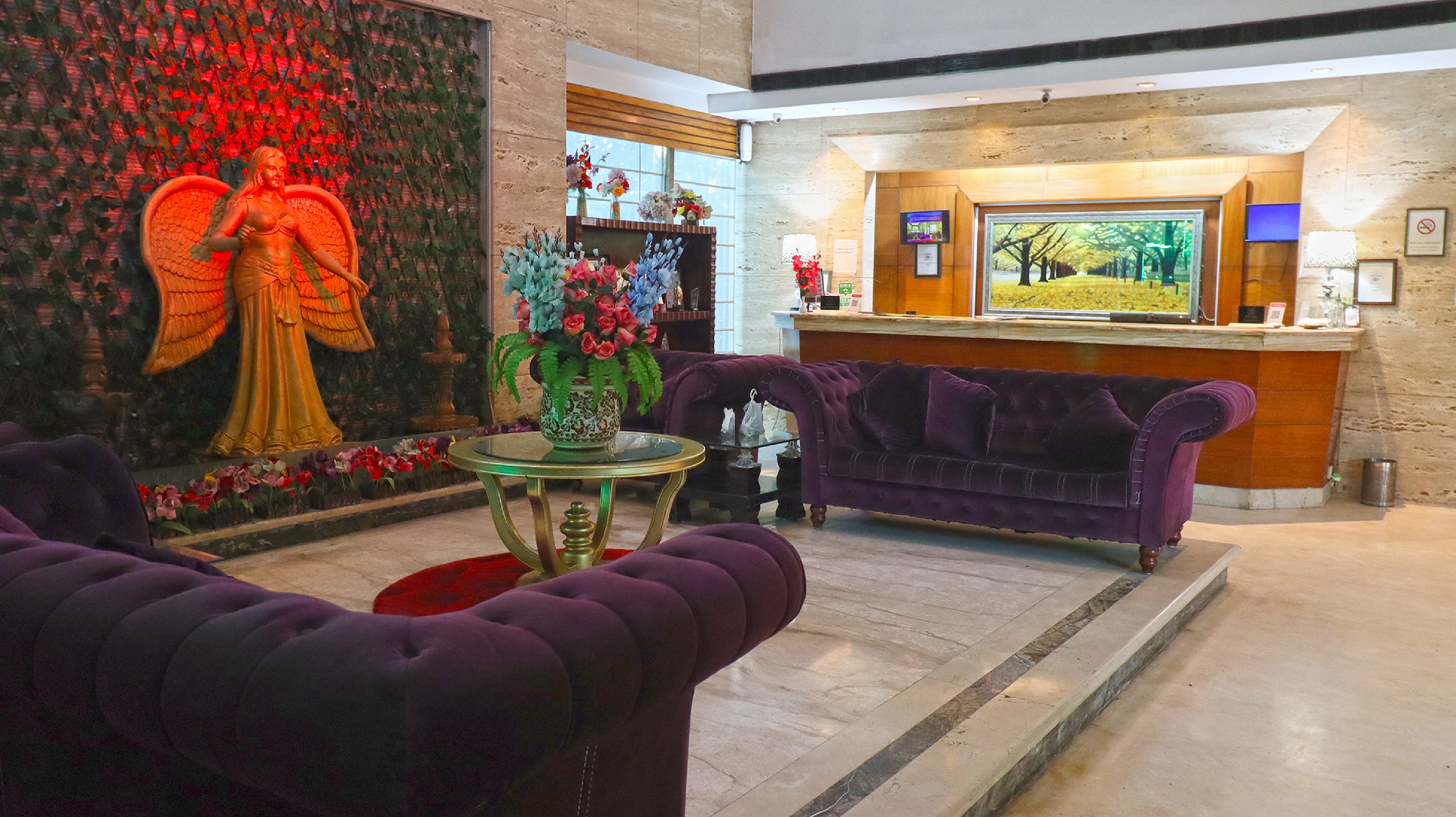  Luxury Hotel in Gurgaon Near Airport 